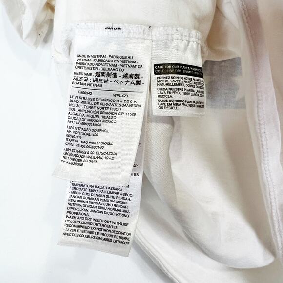 Levi's VOTE womens short sleeve t-shirt Size Small - Picture 3 of 8